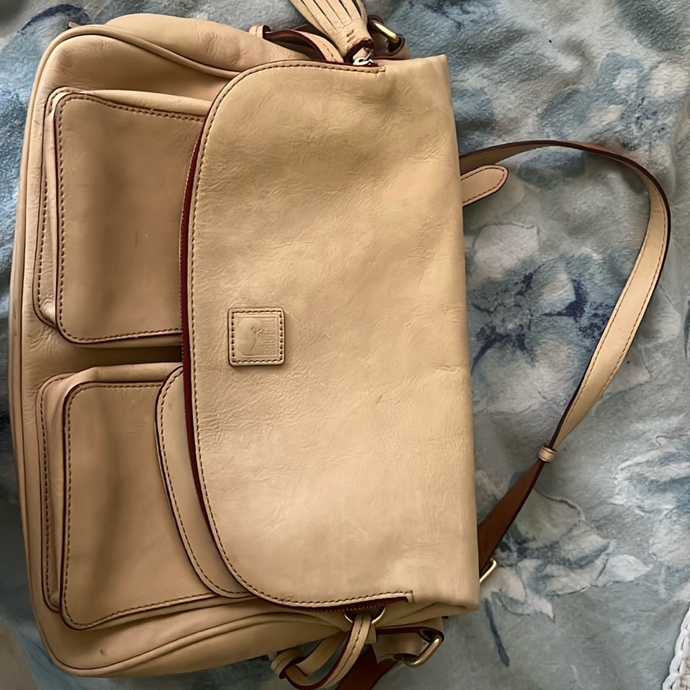 Dooney& Bourke Leather Purse